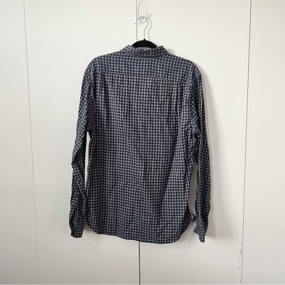 J. Crew Slim Men’s Blue and White Checkered Casual Button Down Shirt Size Large - Picture 2 of 8